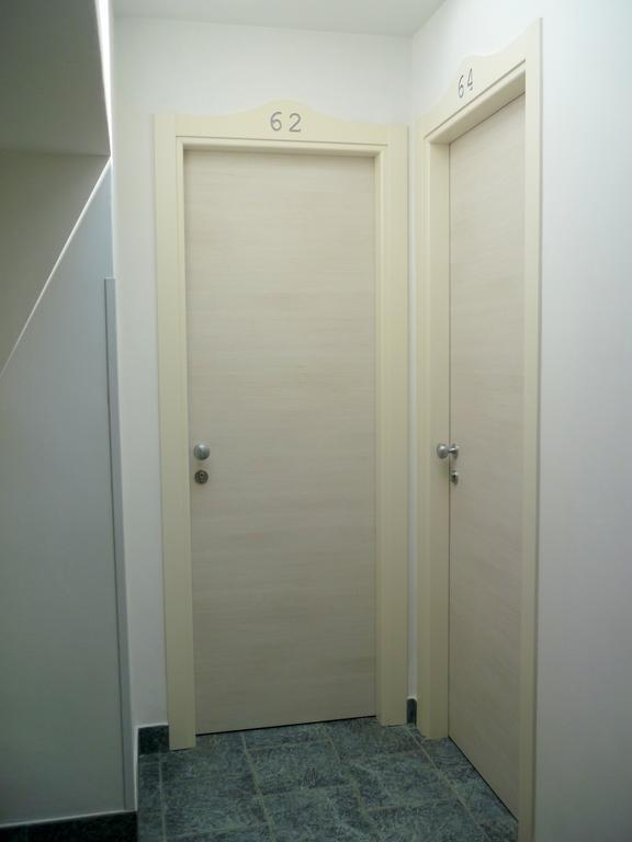 Hotel Philadelphia Каттолика Экстерьер фото
